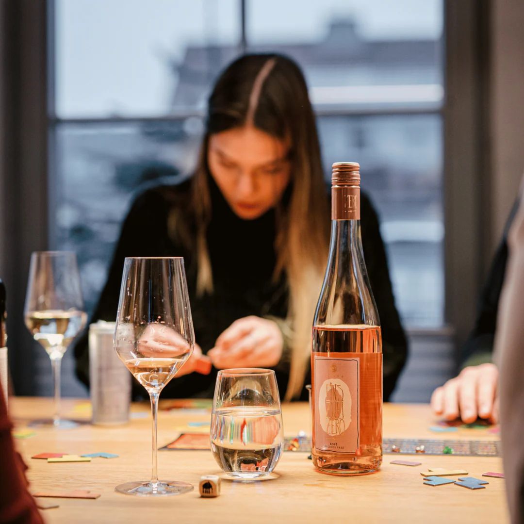 Leitz Eins-Zwei Zero Non-Alcoholic Rosé - Upside Drinks - Free