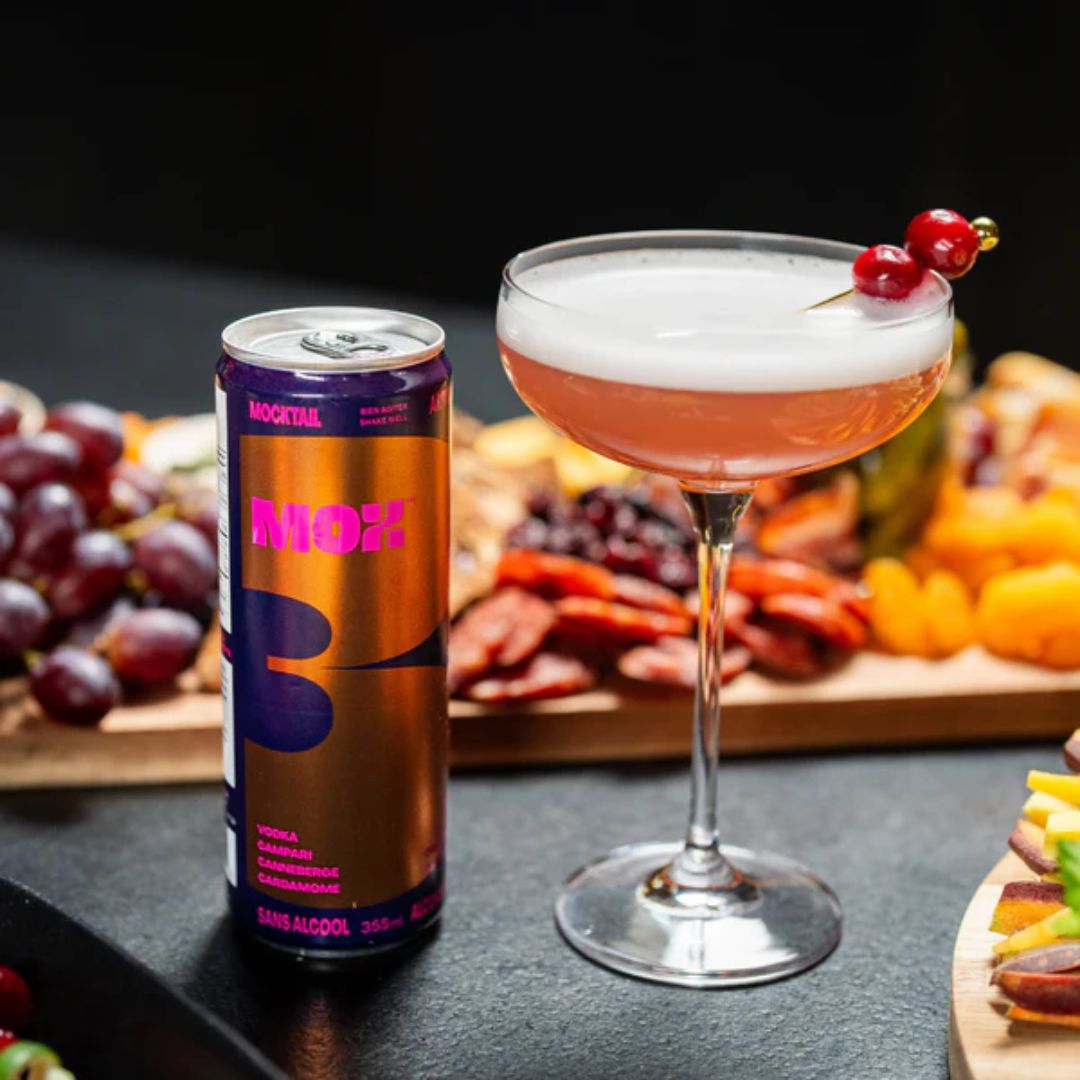 Mox Mocktails Non-Alcoholic Mox 3 V*dka Cranberry - Upside Drinks