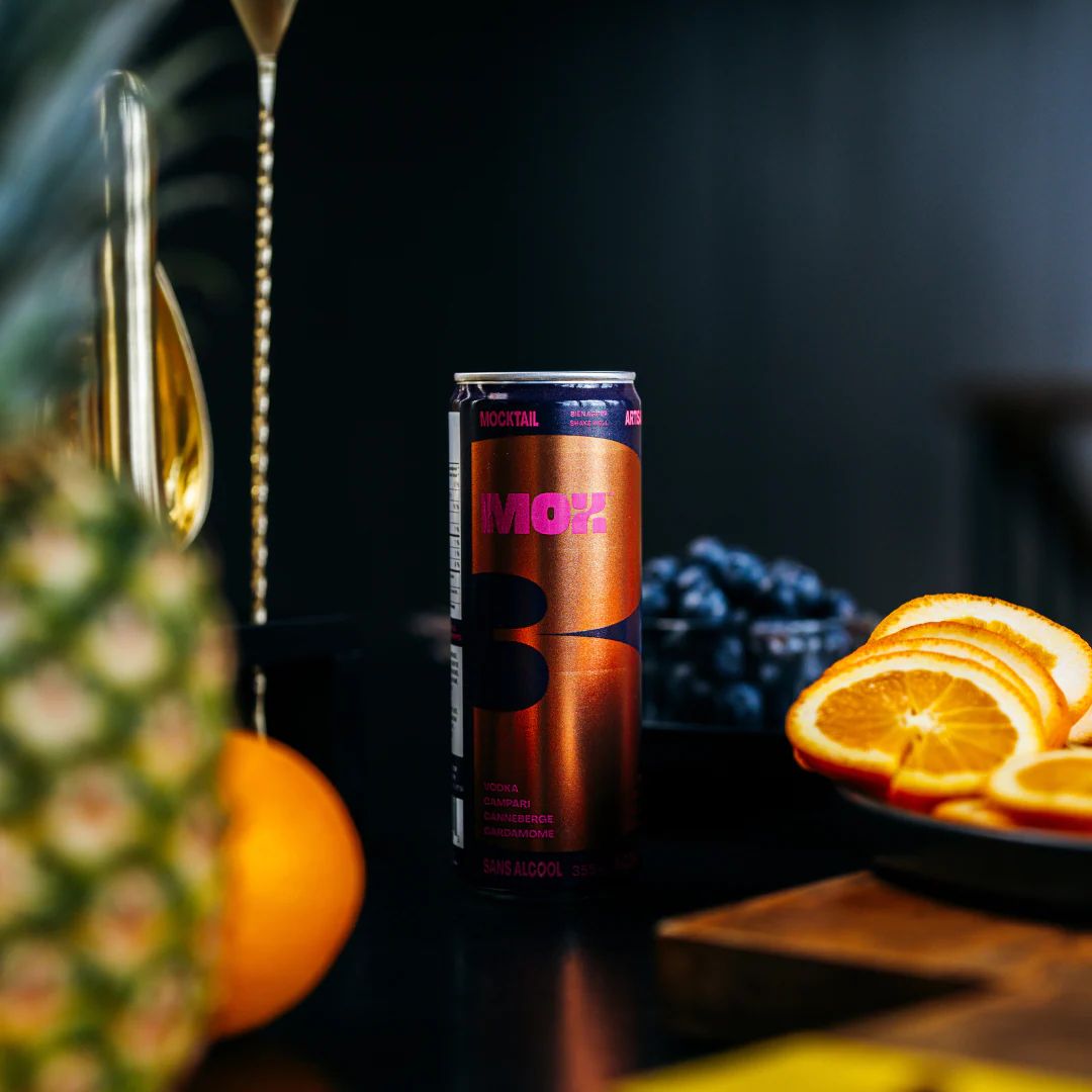 Mox Mocktails Non-Alcoholic Mox 3 V*dka Cranberry - Upside Drinks
