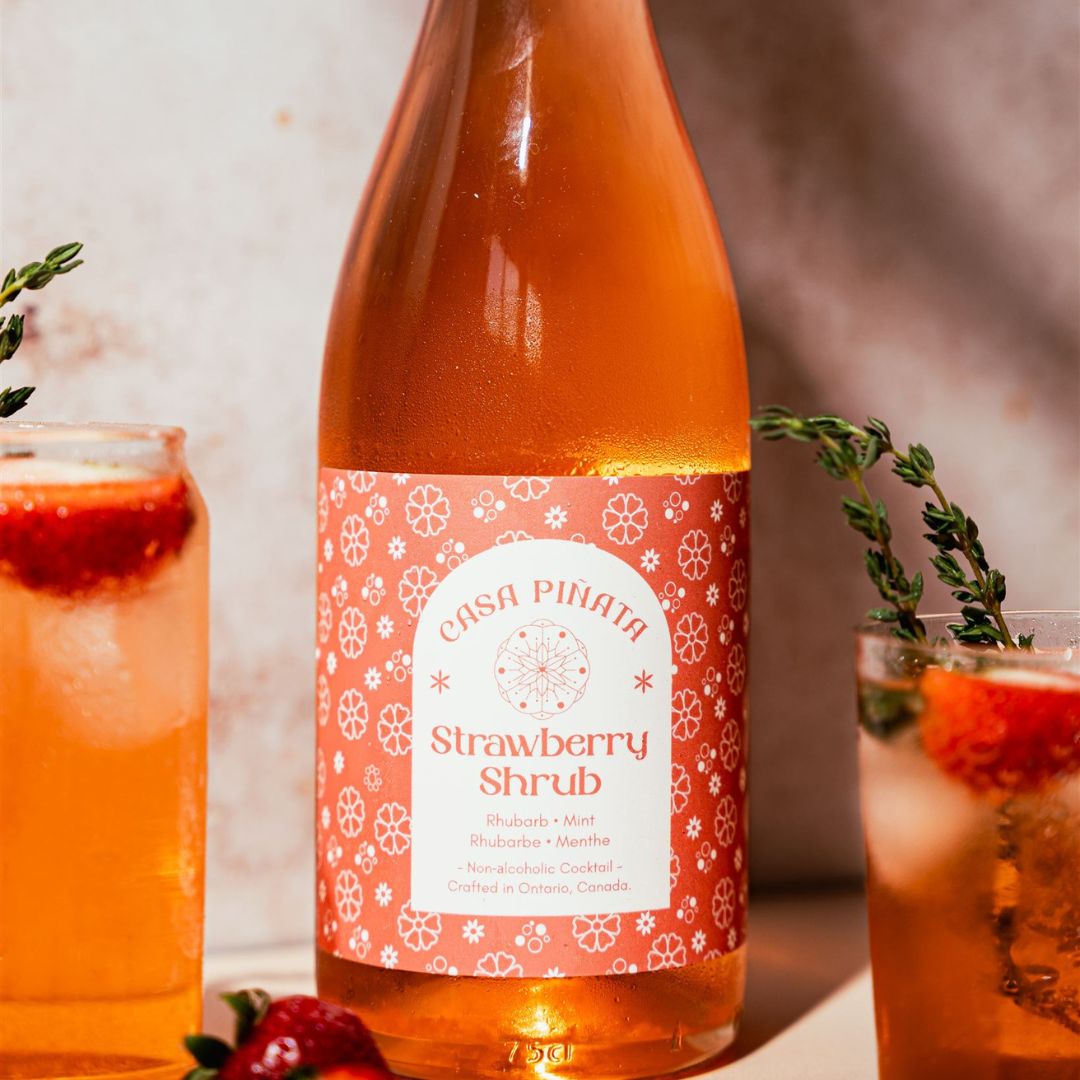 Casa Piñata - Strawberry Shrub (Bouteille de 375 mL)