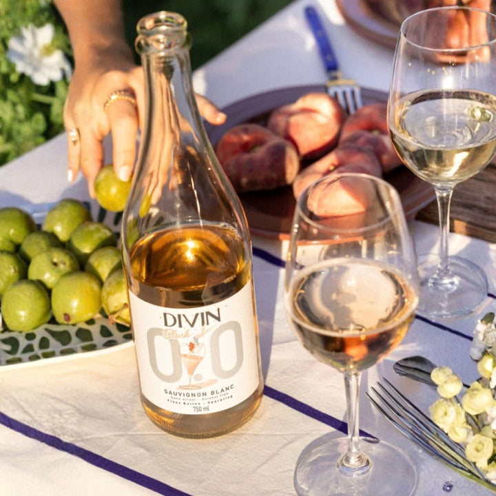 DIVIN 0.0 - Sparkling Blush - Sauvignon Blanc, non-alcoholic wine, photo 4 of 6