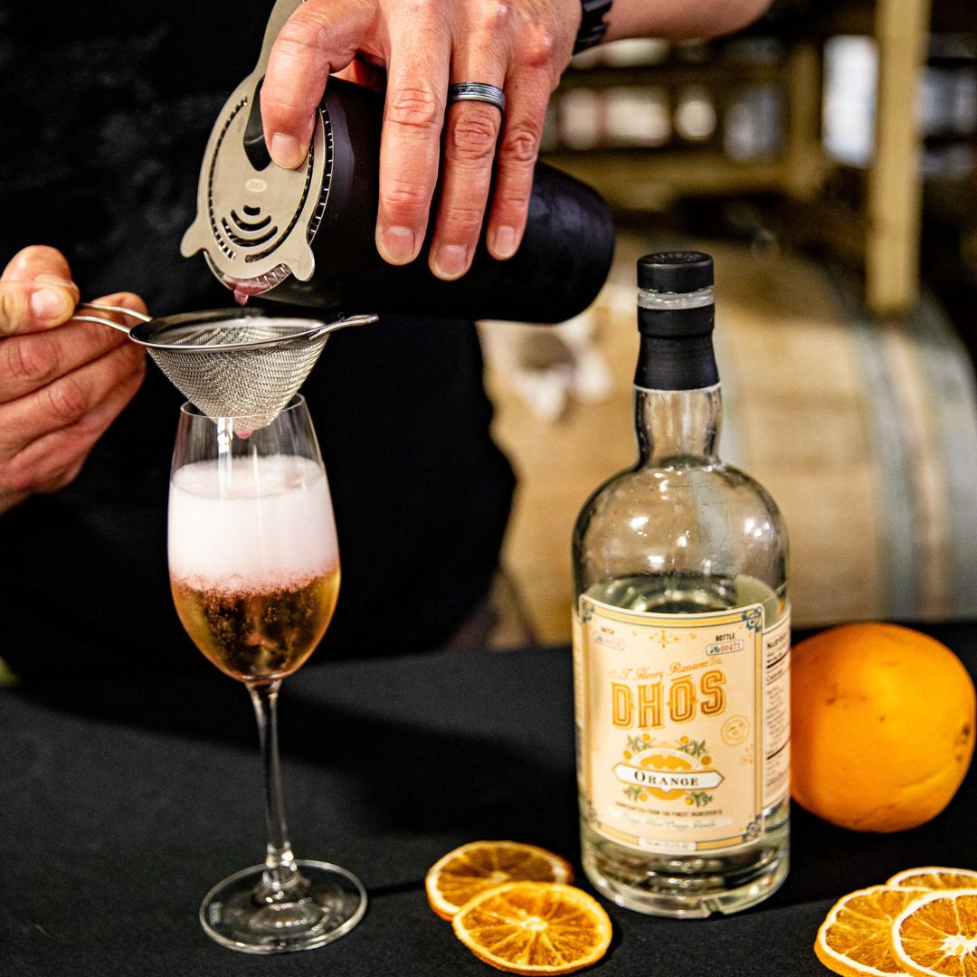 Dhos - Orange Liqueur